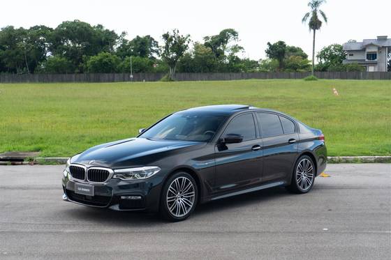 BMW 540i 3.0 24V TURBO GASOLINA M SPORT AUTOMÁTICO BMW 540i 3.0 24V TURBO GASOLINA M SPORT AUTOMÁTICO